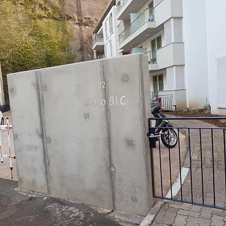 Apartment Costa Funchal Or Shared